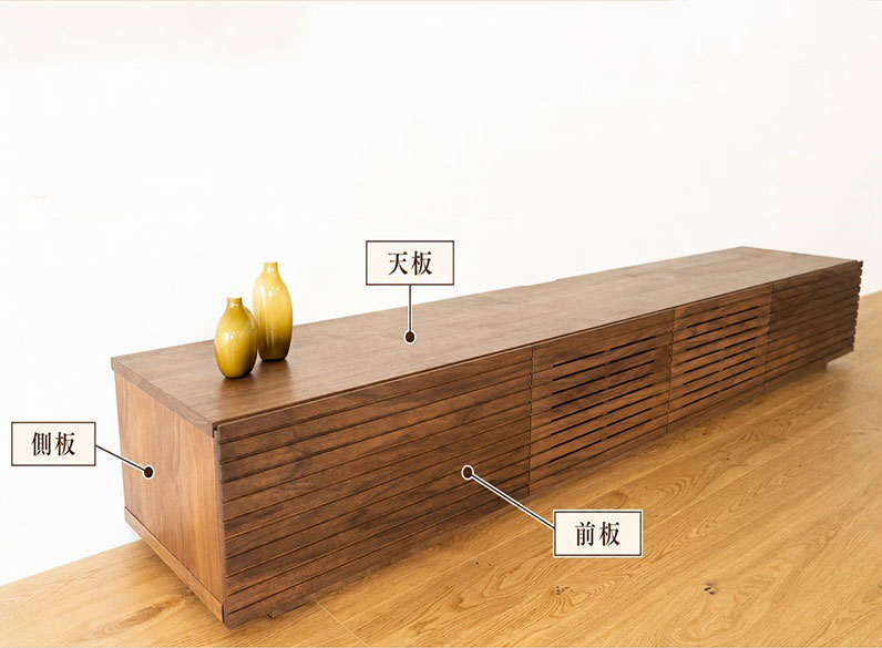 無垢材を用いた天板と前板