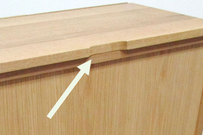 配線用の切り欠き