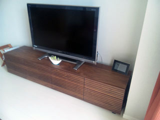 天然木・無垢を使用したテレビ台-風雅ウォールナットW2000-2