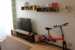 天然木、無垢のテレビ台-彩美ウォールナットW1500-3